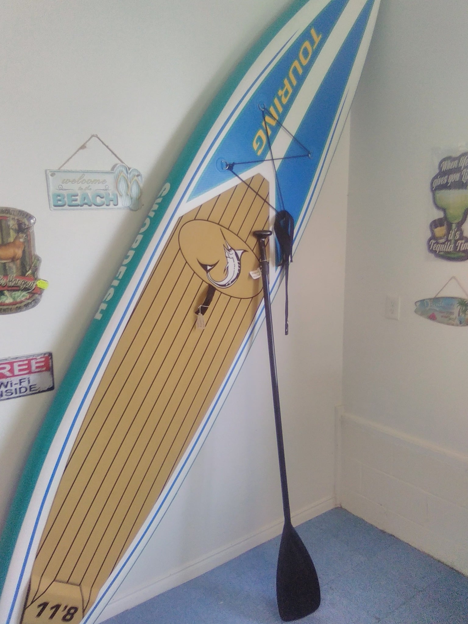 Highlands Hot Tubs Inflatable Paddleboard1